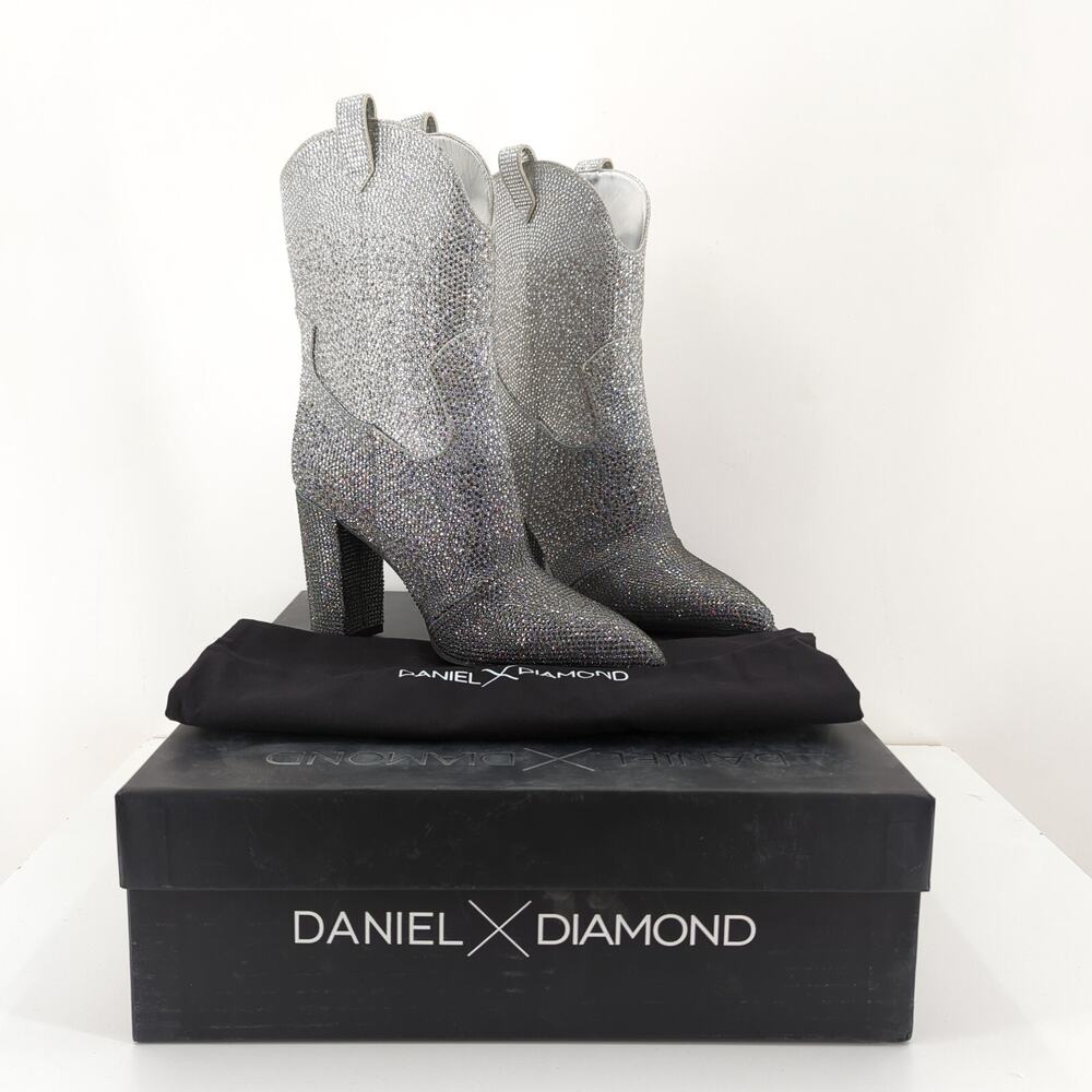 Daniel Diamond Women 8 Johnny Guitar Boots Silver Glitter Ombre Rhinestones NEW